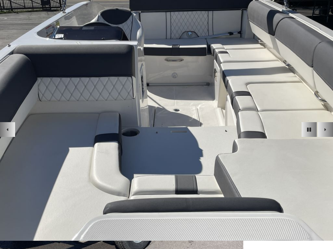 
								2024 Bayliner DX2000 full									